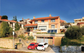 Lovely Apartment In Piran With Kitchen